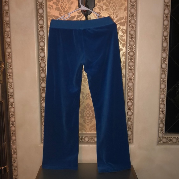 Juicy Couture pants and top, size M,barely worn - Picture 6 of 6